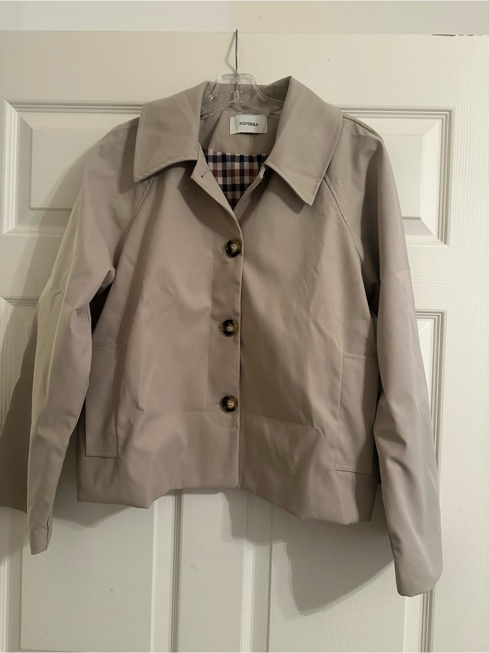 Beige Cropped Button Jacket
